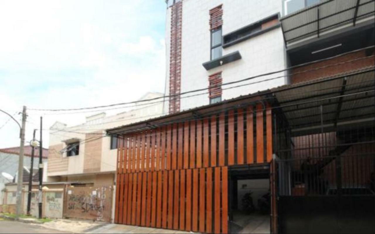 Kamar Keluarga Duri Kosambi Jakarta Exterior photo