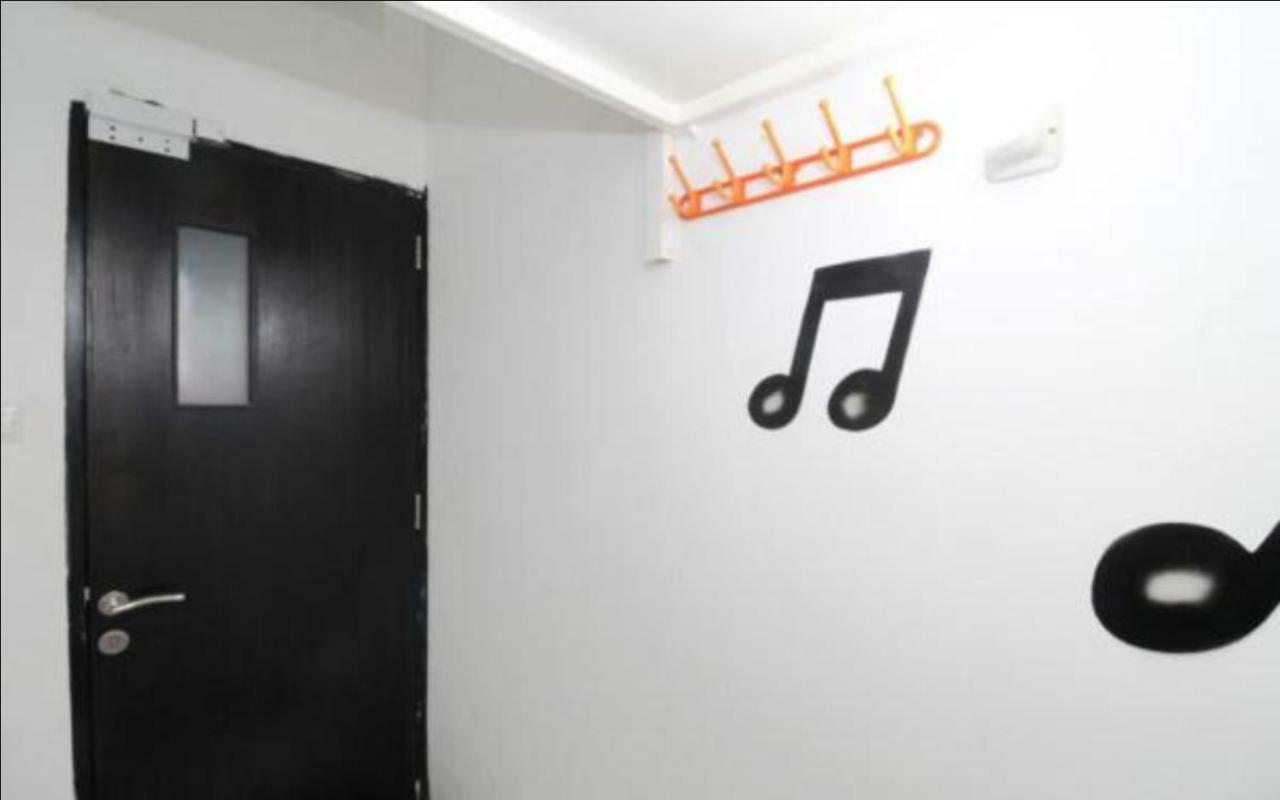 Kamar Keluarga Duri Kosambi Jakarta Exterior photo
